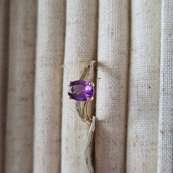 10K GOLD GENUINE AMETHYST & 1/20CTTW DIAMOND RING SIZE 7 - Picture 2 of 16